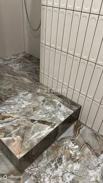 2-комнатная квартира, этаж 11 из 18, 45 м²