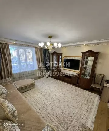 3-комнатная квартира, этаж 3 из 6, 90 м²