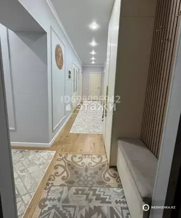 3-комнатная квартира, этаж 3 из 6, 90 м²