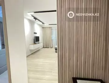 2-комнатная квартира, этаж 1 из 5, 60 м², на длительный срок