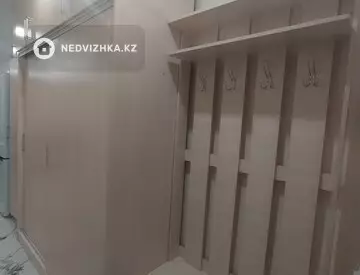 1-комнатная квартира, этаж 2 из 6, 30 м²