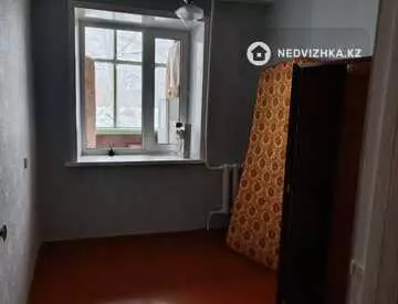 2-комнатная квартира, этаж 3 из 9, 51 м², на длительный срок