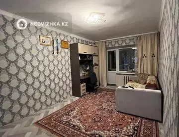 3-комнатная квартира, этаж 4 из 5, 56 м²