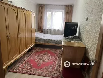2-комнатная квартира, этаж 3 из 5, 45 м²