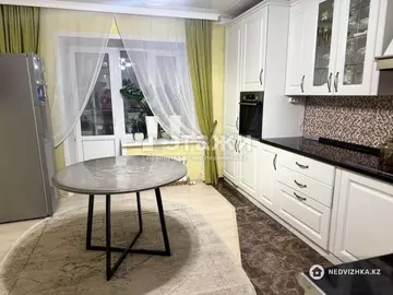 3-комнатная квартира, этаж 2 из 12, 108 м²