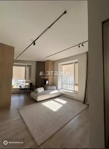 3-комнатная квартира, этаж 8 из 12, 66 м²