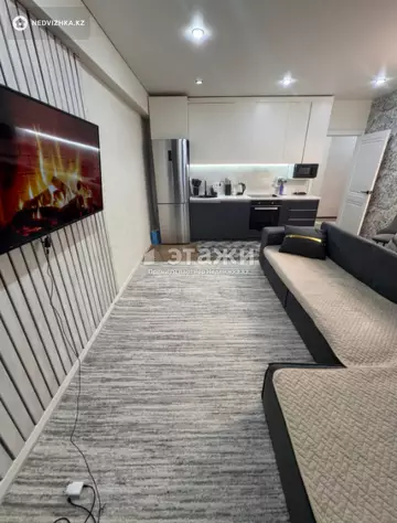 3-комнатная квартира, этаж 10 из 12, 70 м²