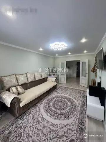 2-комнатная квартира, этаж 4 из 10, 60 м²