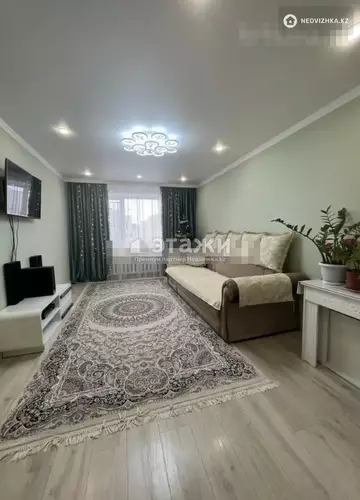2-комнатная квартира, этаж 4 из 10, 60 м²
