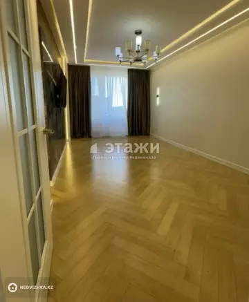 3-комнатная квартира, этаж 12 из 17, 84 м²