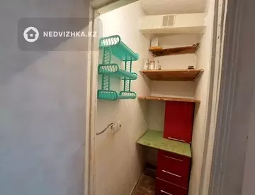 3-комнатная квартира, этаж 4 из 5, 60 м²