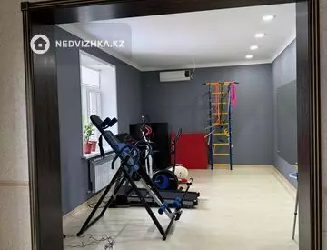 1-комнатный дом, 11 соток, 435 м²