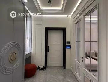 3-комнатная квартира, этаж 12 из 12, 145 м²