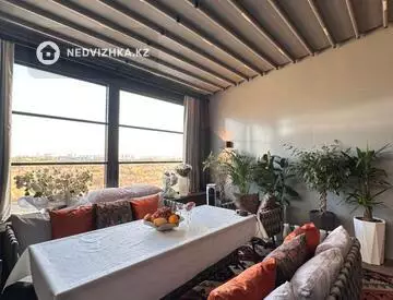 3-комнатная квартира, этаж 12 из 12, 145 м²