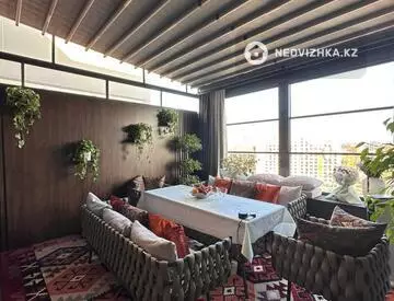 3-комнатная квартира, этаж 12 из 12, 145 м²