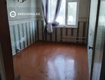 3-комнатная квартира, этаж 2 из 5, 63 м²