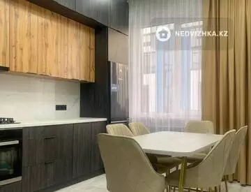 2-комнатная квартира, этаж 3 из 4, 50 м², на длительный срок