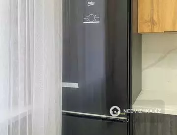 1-комнатная квартира, этаж 3 из 4, 40 м², на длительный срок