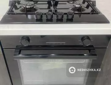 1-комнатная квартира, этаж 3 из 4, 40 м², на длительный срок