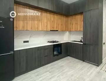 1-комнатная квартира, этаж 3 из 4, 40 м², на длительный срок