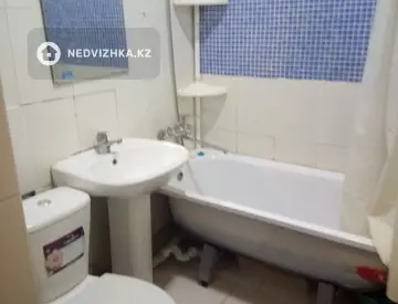 1-комнатная квартира, этаж 3 из 5, 30 м², на длительный срок