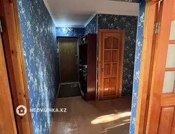 2-комнатная квартира, этаж 3 из 5, 52 м², на длительный срок