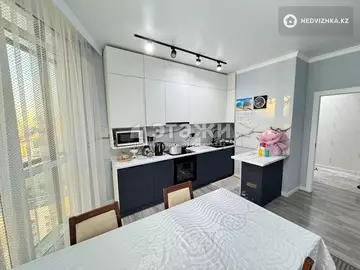 3-комнатная квартира, этаж 22 из 23, 95 м²