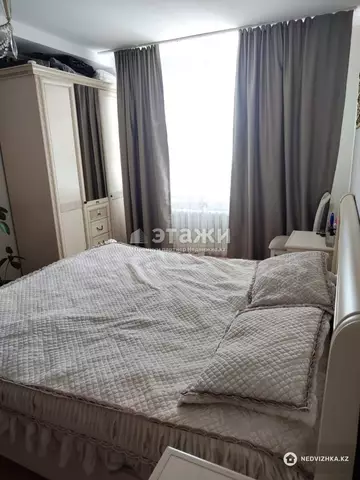 2-комнатная квартира, этаж 4 из 9, 72 м²