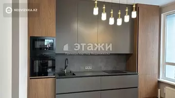 3-комнатная квартира, этаж 11 из 28, 85 м²