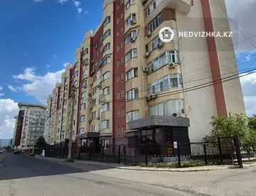 4-комнатная квартира, этаж 2 из 9, 123 м²