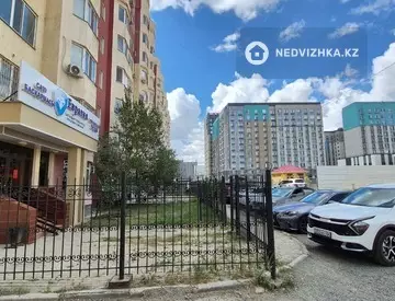 4-комнатная квартира, этаж 2 из 9, 123 м²