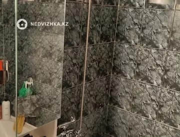 3-комнатная квартира, этаж 9 из 10, 64 м²