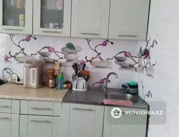 2-комнатная квартира, этаж 2 из 5, 55 м²