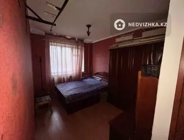 4-комнатная квартира, этаж 1 из 5, 100 м²