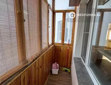 3-комнатная квартира, этаж 4 из 5, 72 м²