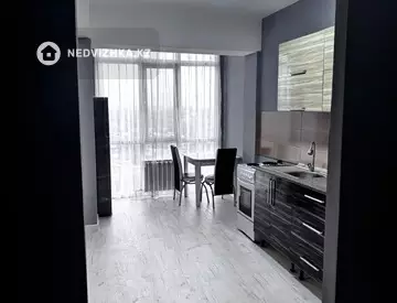 1-комнатная квартира, этаж 8 из 9, 43 м²