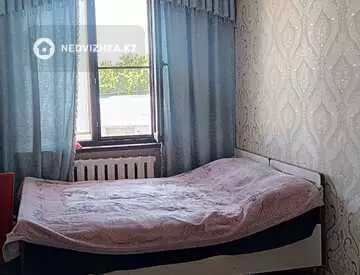 3-комнатная квартира, этаж 4 из 5, 65 м²