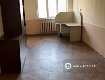 Офисное помещение, этаж 3 из 4, в административном здании, 24 м²