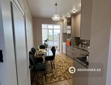 2-комнатная квартира, этаж 3 из 5, 70 м², на длительный срок