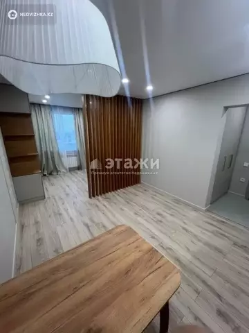 1-комнатная квартира, этаж 10 из 10, 28 м²