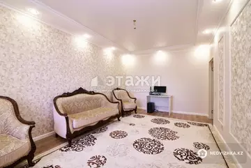 2-комнатная квартира, этаж 9 из 9, 60 м²