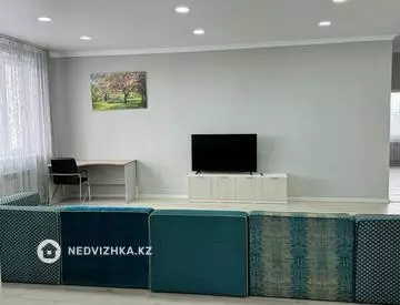 3-комнатная квартира, этаж 7 из 11, 109 м²