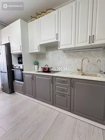 3-комнатная квартира, этаж 4 из 9, 86 м²