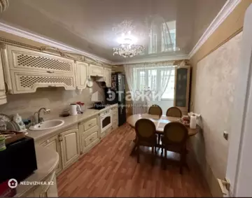 3-комнатная квартира, этаж 4 из 5, 89 м²