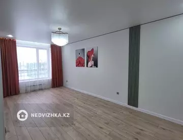 2-комнатная квартира, этаж 2 из 10, 38 м²