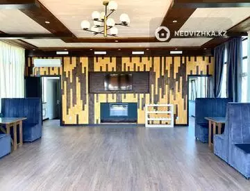 Здание, 6 этажей, 1 300 м²