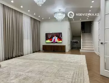 5-комнатный дом, 6 соток, 204 м²