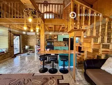 6-комнатный дом, 5.3 соток, 163 м²