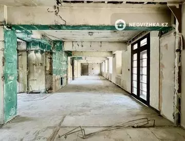 Помещение, этаж 1 из 1, 259 м²