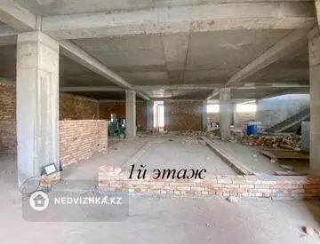 Здание, 4 этажа, 3 150 м²